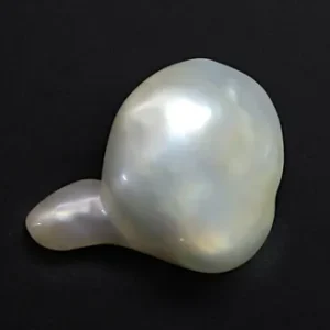 Keshi Pearl  - 6.52 Carats