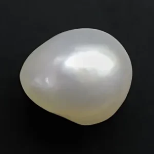 Keshi Pearl  - 5.94 Carats