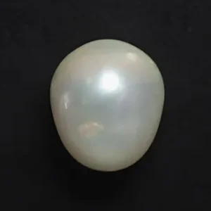 Keshi Pearl - 2.72 Carats