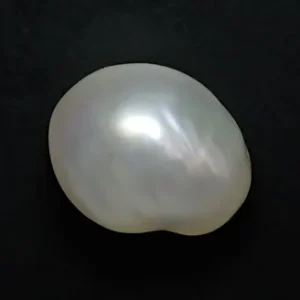 Keshi Pearl - 4.32 Carats