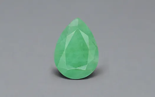 Emerald - 5.86 Carats