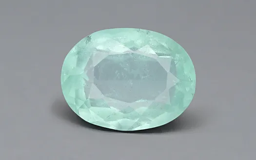 Emerald 8x6 MM - 1.18 Carats