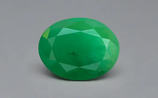 Emerald - 3.67 Carats